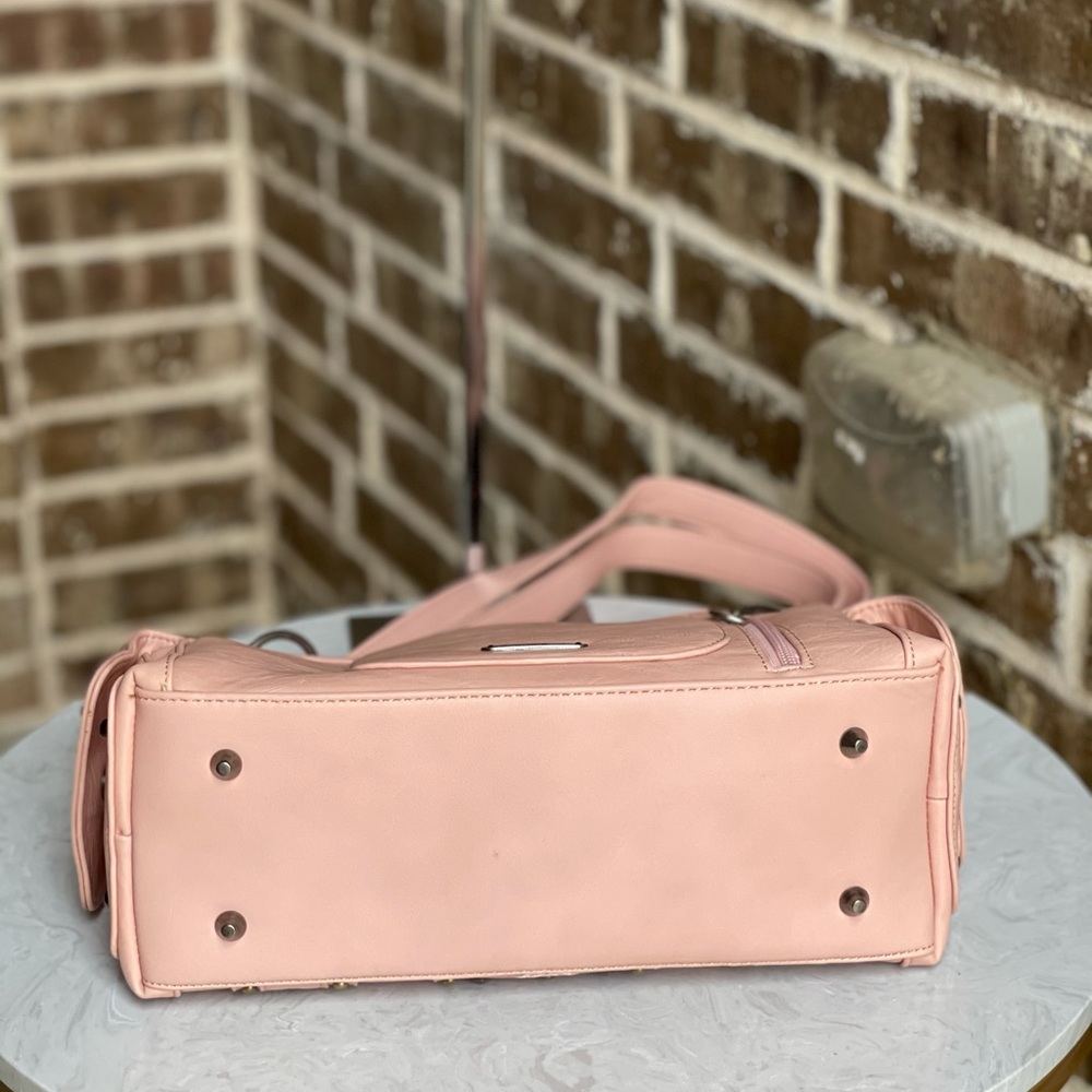 Montana West Aztec Concealed Carry Satchel - Picture 4 of 5